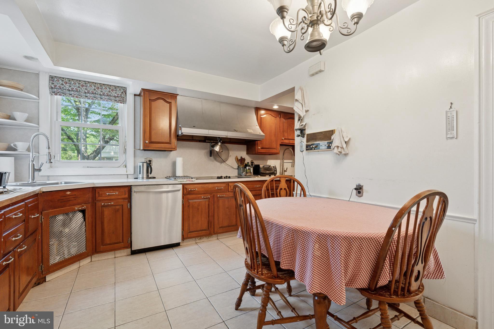 MERION STATION - Residential