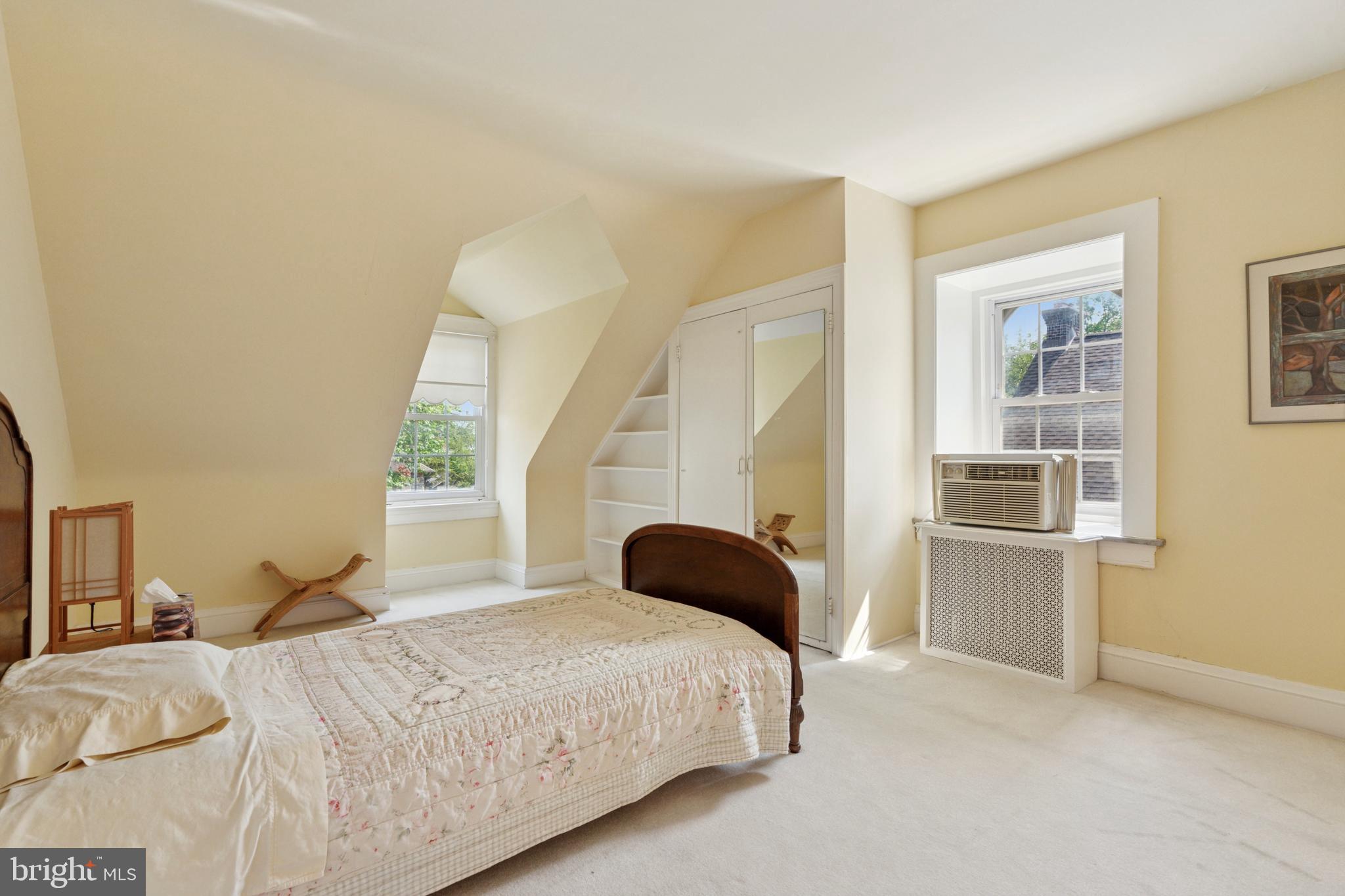 MERION STATION - Residential