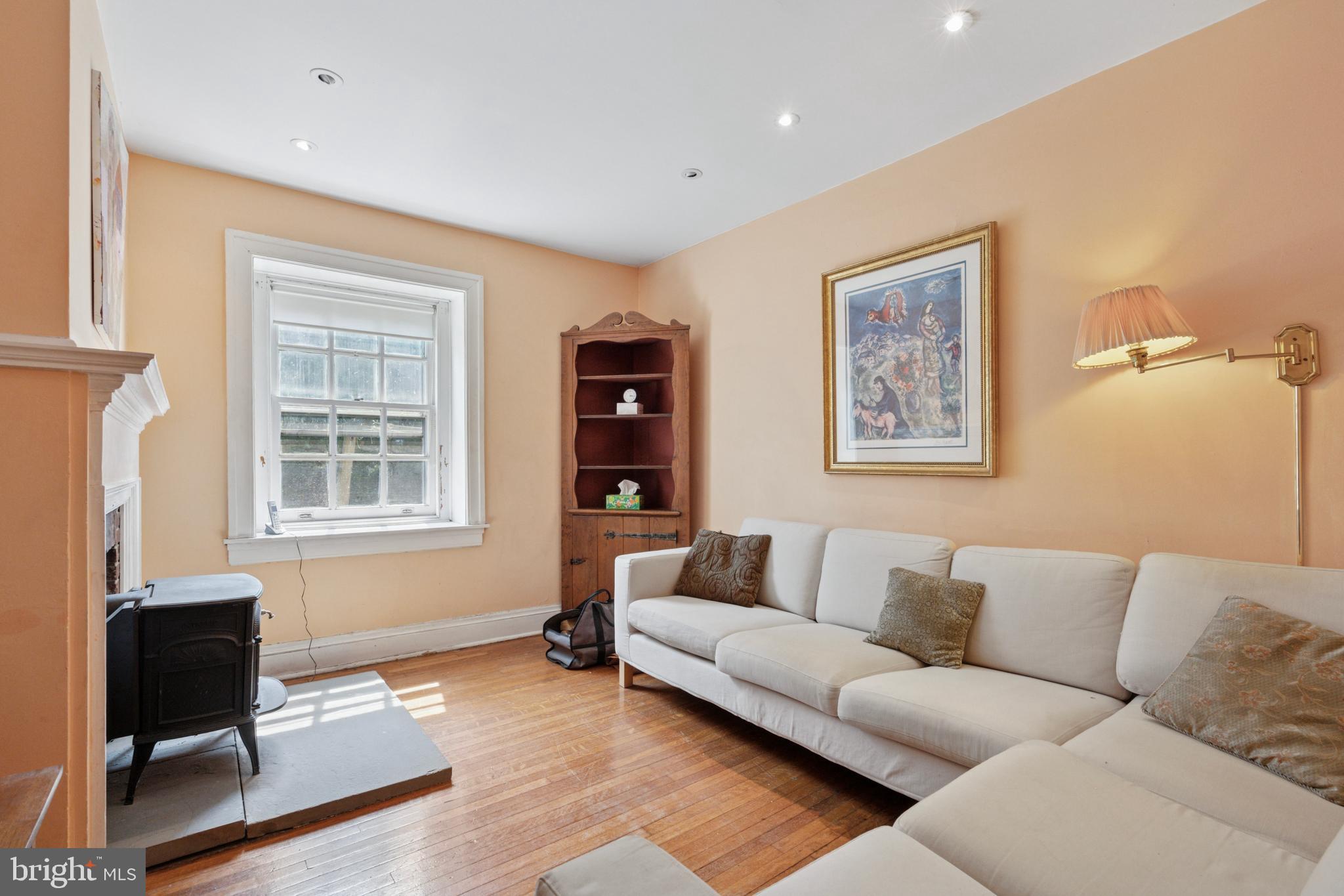 MERION STATION - Residential