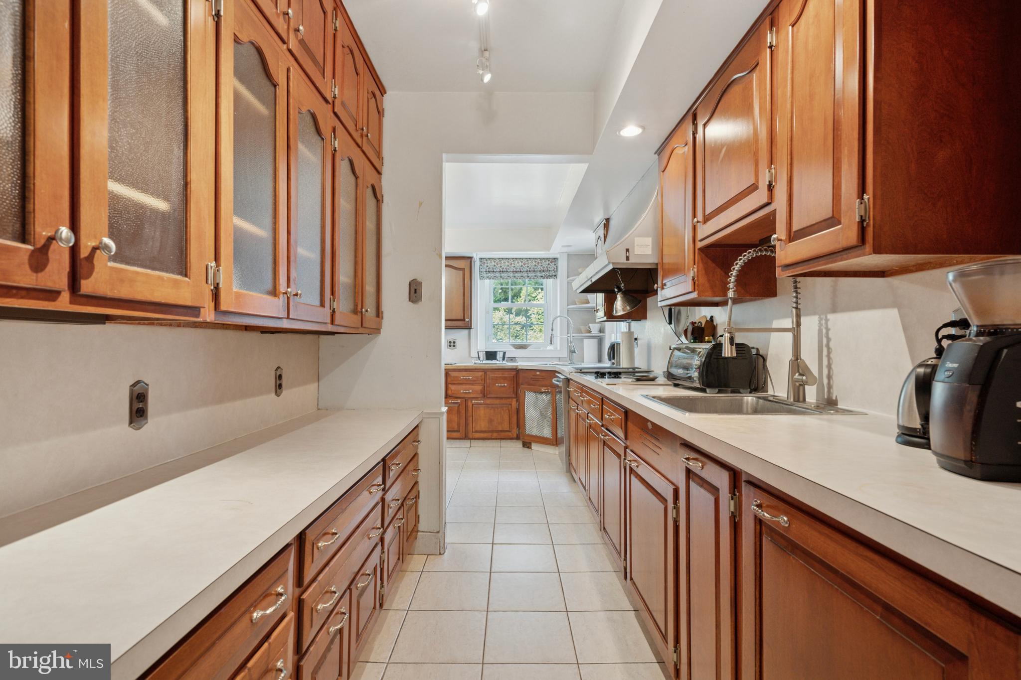 MERION STATION - Residential