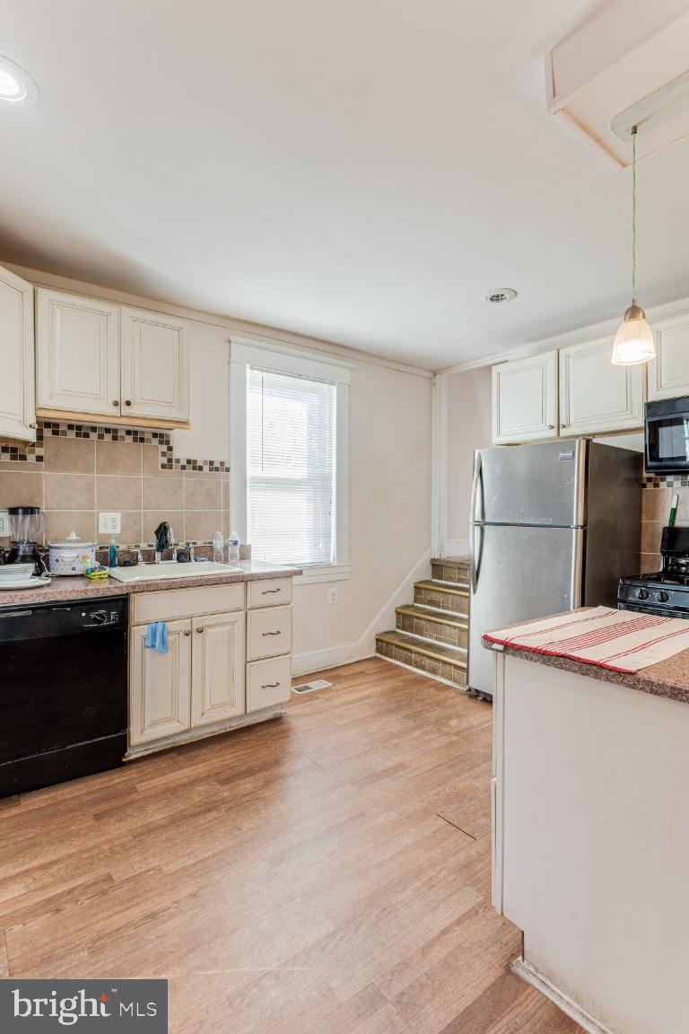 HEBBVILLE - Residential