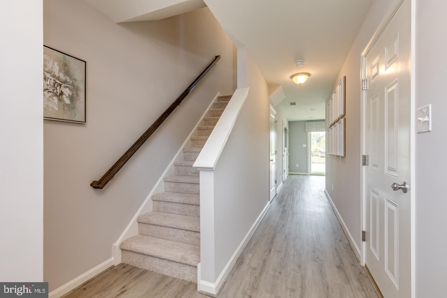 8 RAVELLO COURT