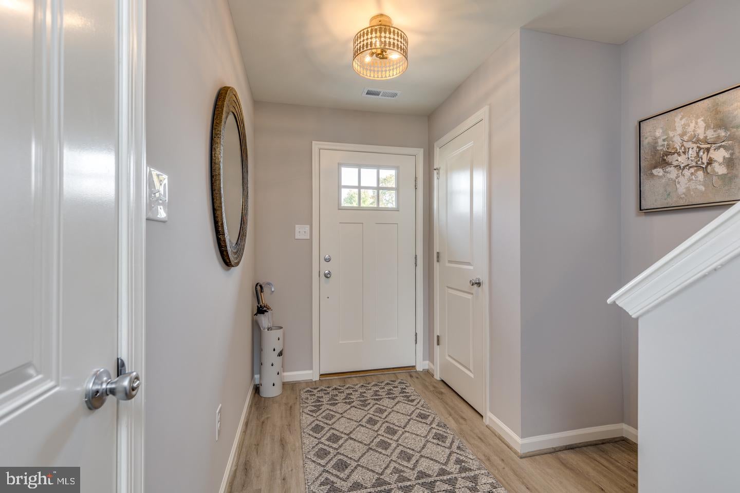 8 RAVELLO COURT