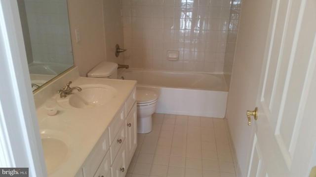 COKESBURY MANOR - Residential