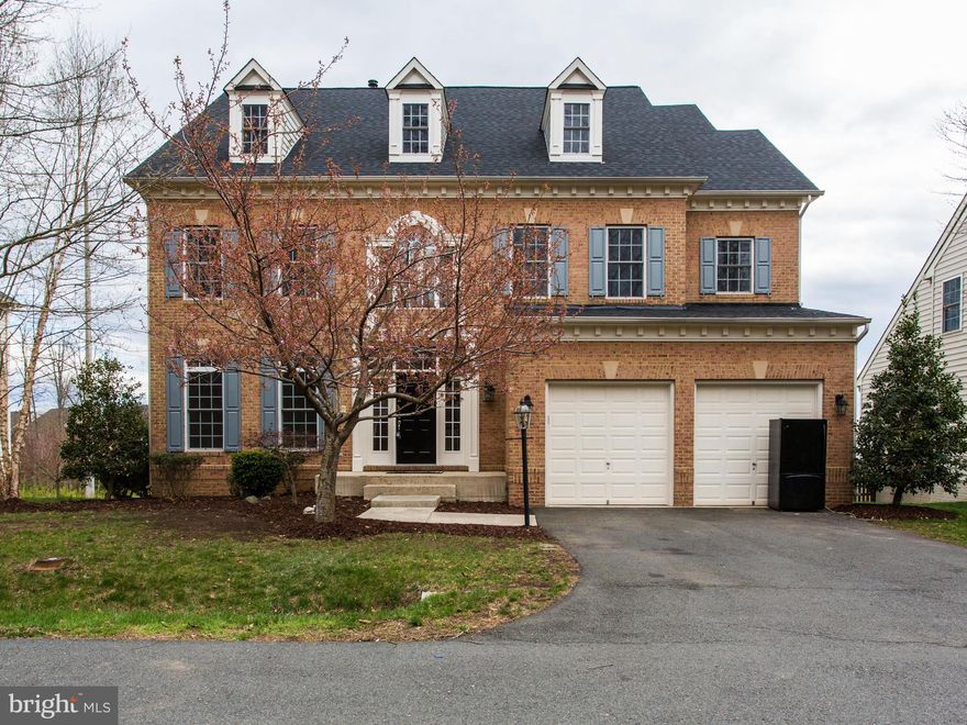 Prime Location !!! Take a peak at this Gorgeous Home, one of the Largest Model in Glenkirk Estate.. This 4 level>5 bedroom> 5.5 baths and over5,400+ Sqft. home is located in a private drive, new deck overlook the pond, brand new carpet and newly painted all through out. Loft, bedroom and full bath in the attic is $45,000 upgrade with the original builder.A must see.