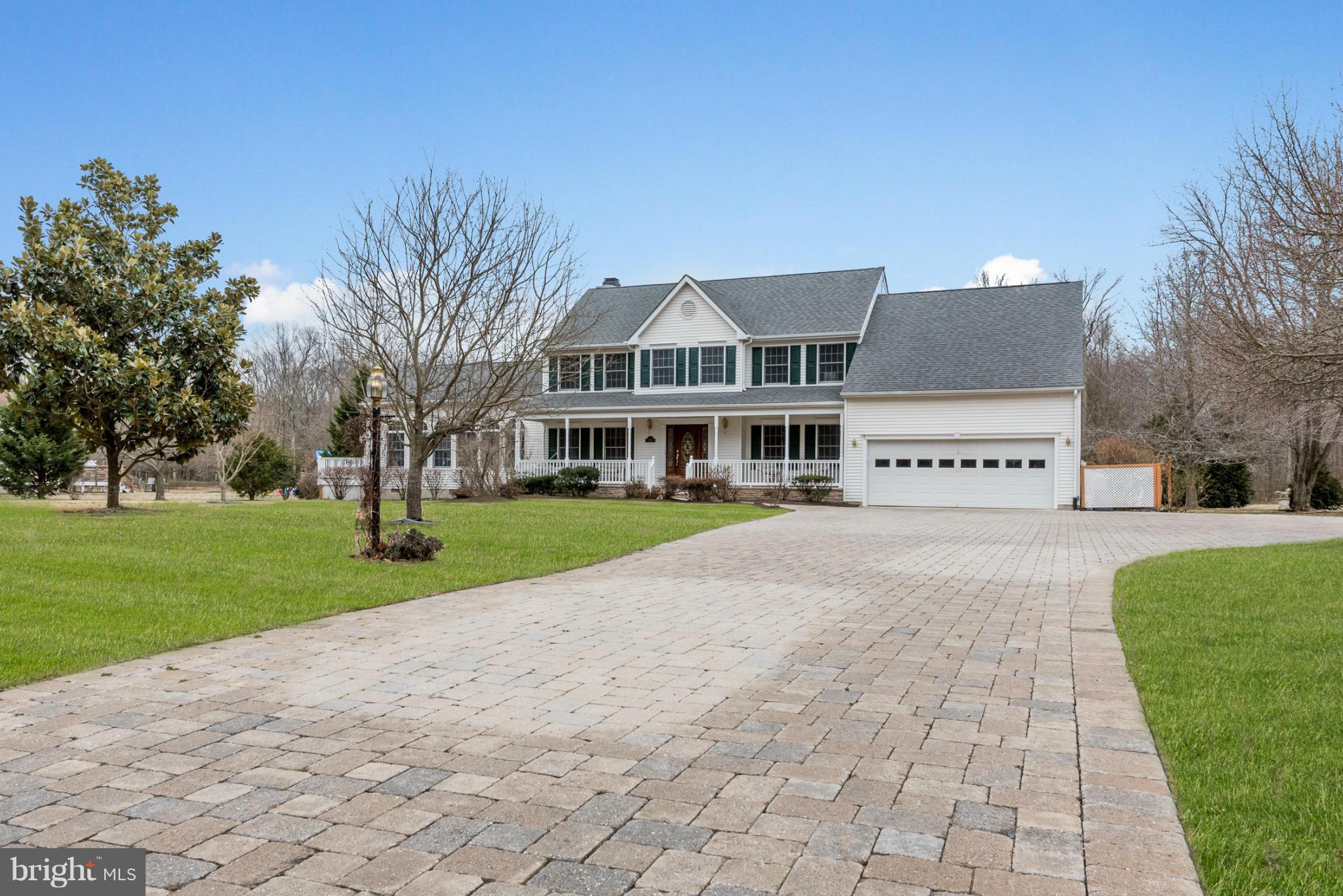 SHADY SIDE - Residential