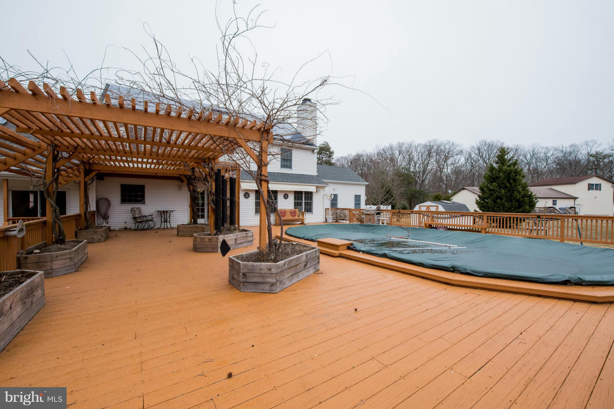 SHADY SIDE - Residential