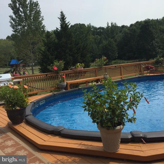 SHADY SIDE - Residential