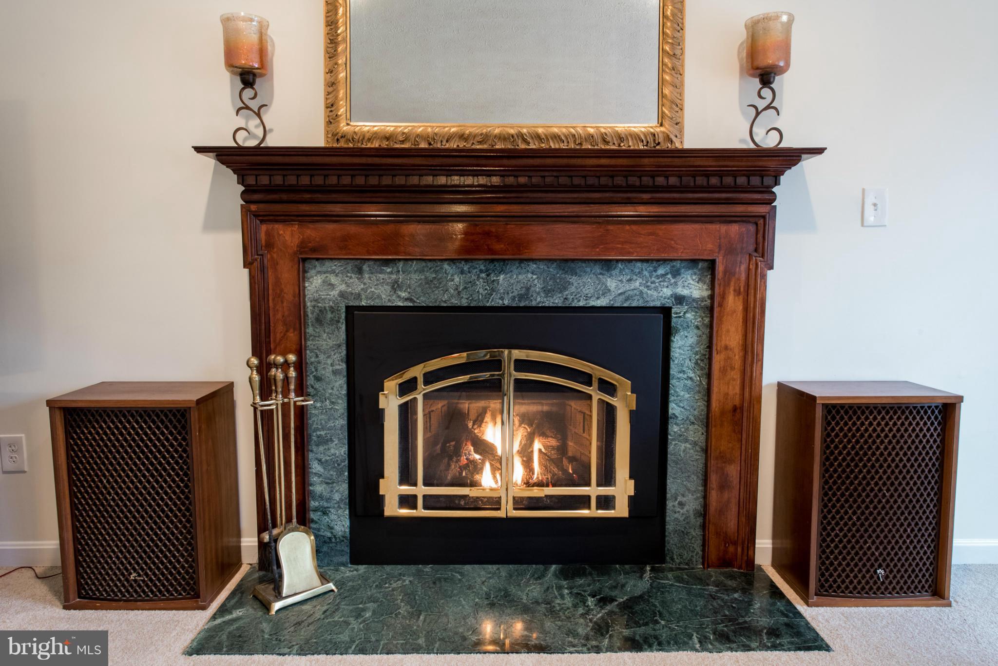 SHADY SIDE - Residential