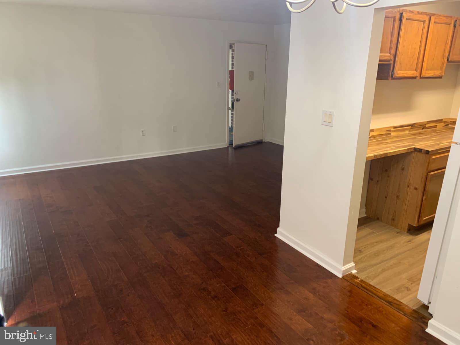 OCCOQUAN RIDGE CONDO - Residential