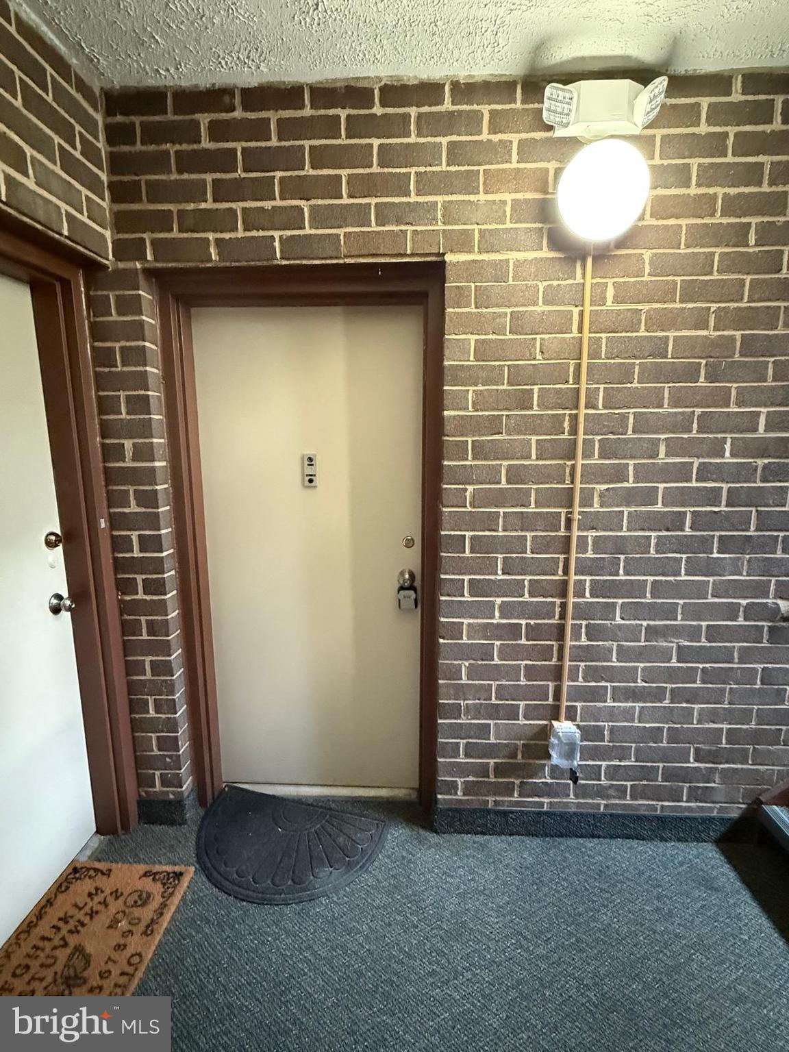 OCCOQUAN RIDGE CONDO - Residential