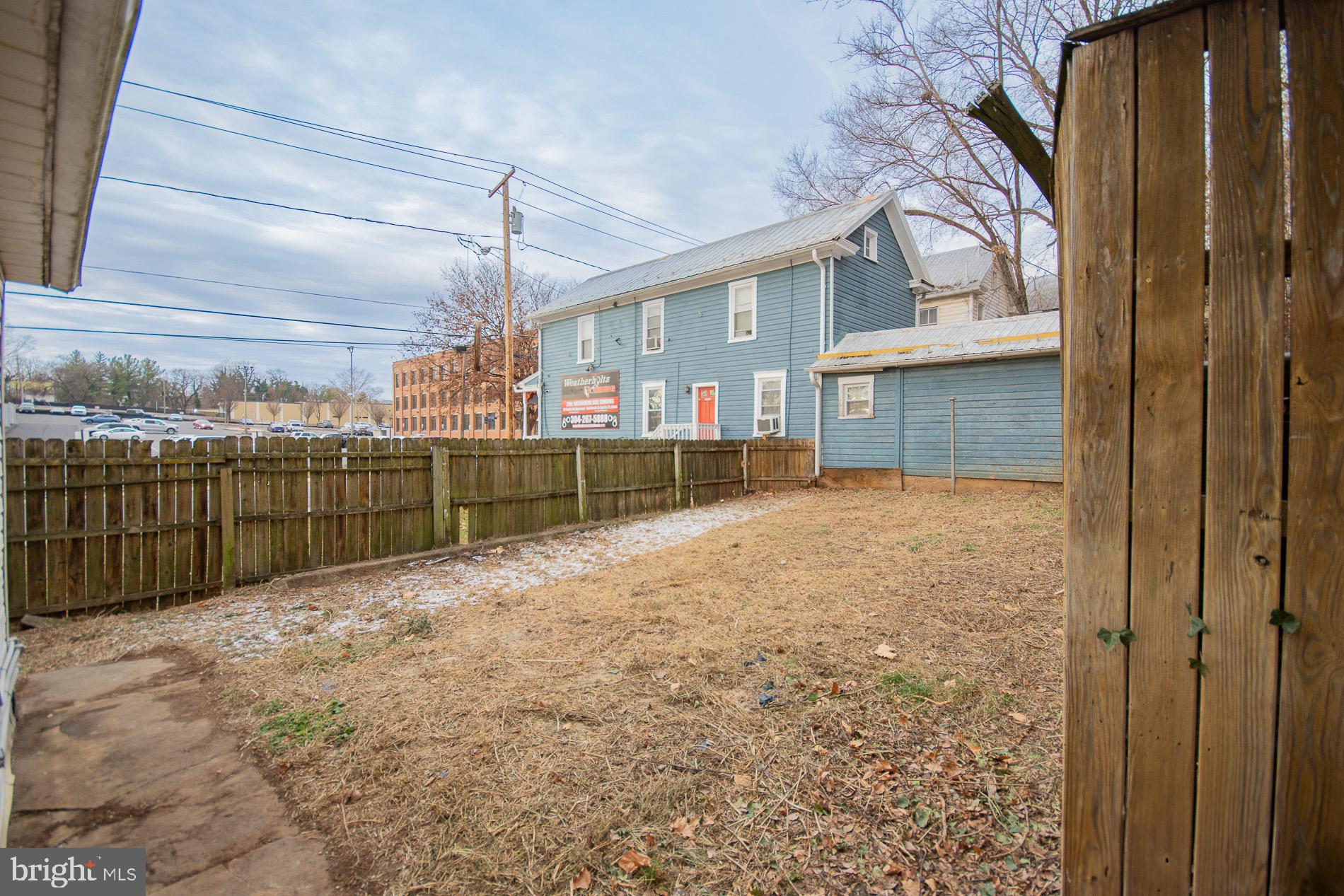 CITY OF MARTINSBURG - Residential Lease