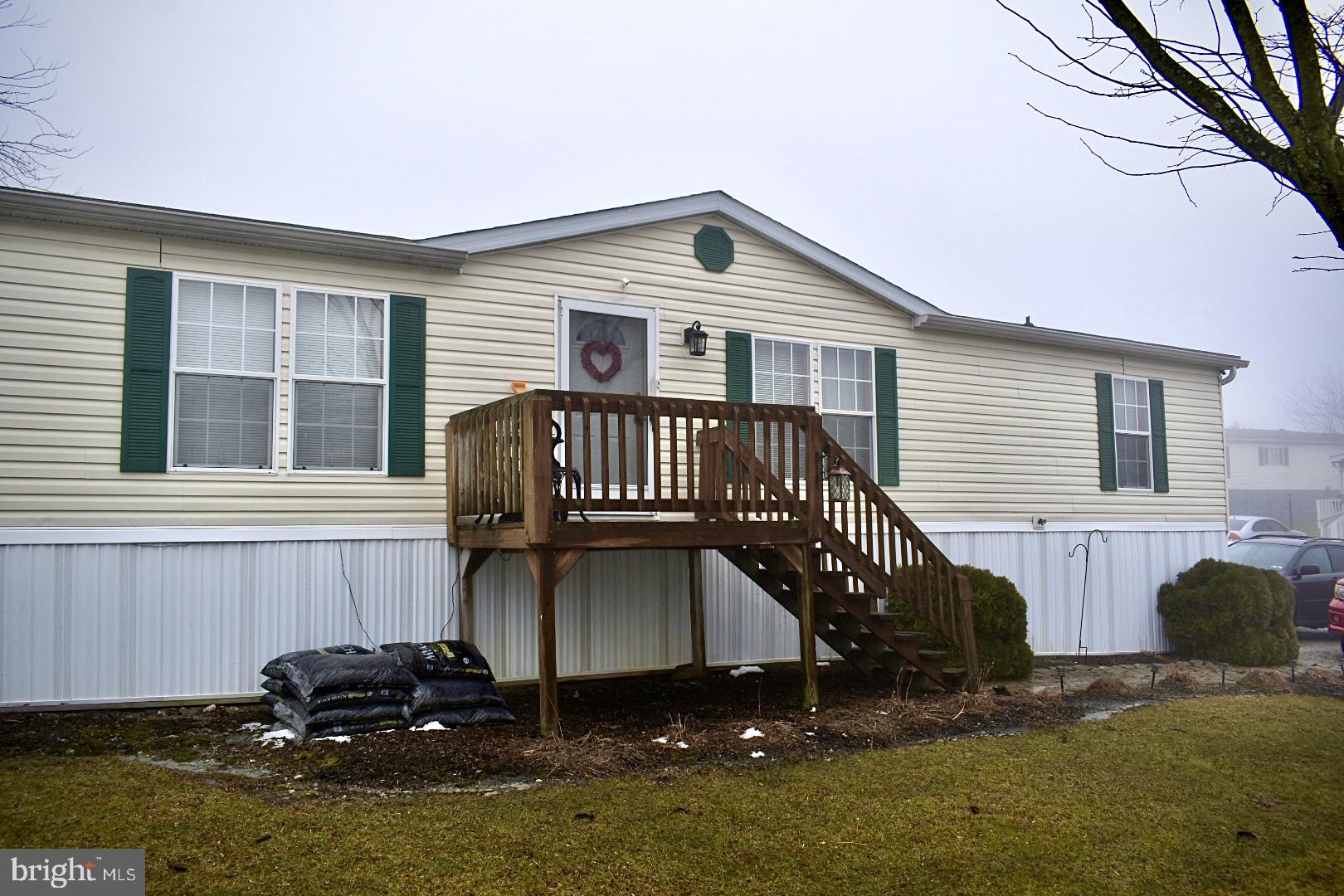 EAGLE VIEW MOBILE HOME PK - Residential