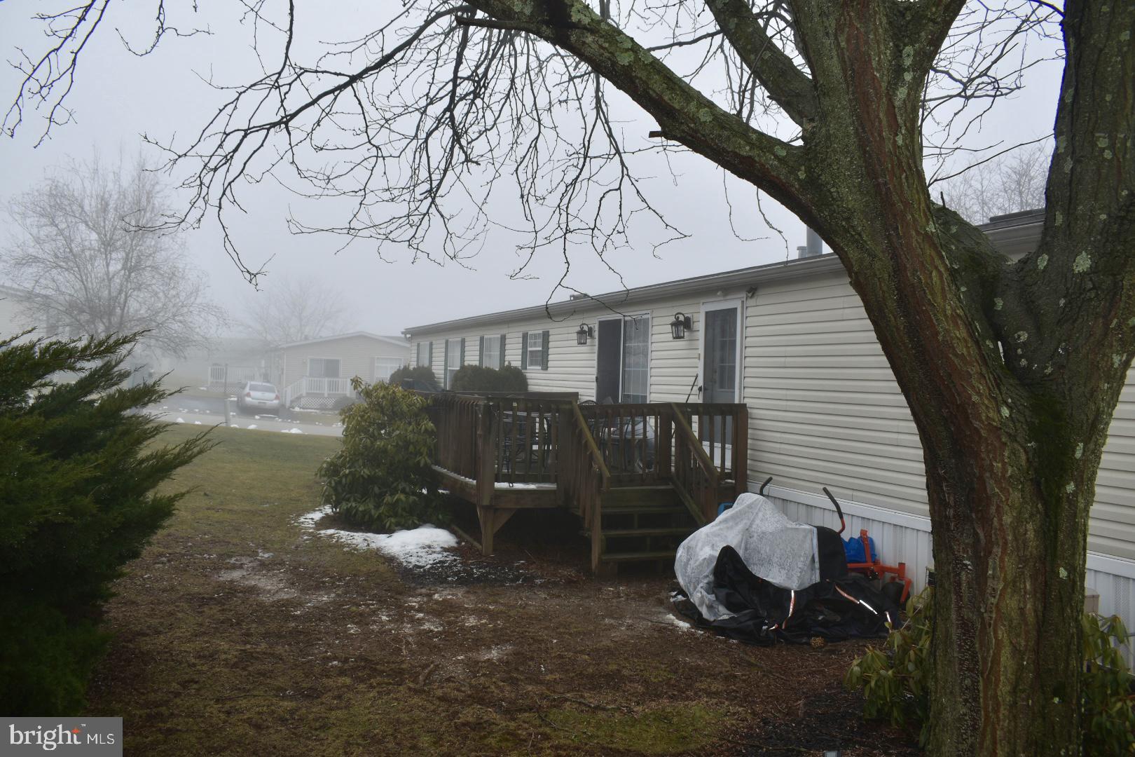 EAGLE VIEW MOBILE HOME PK - Residential