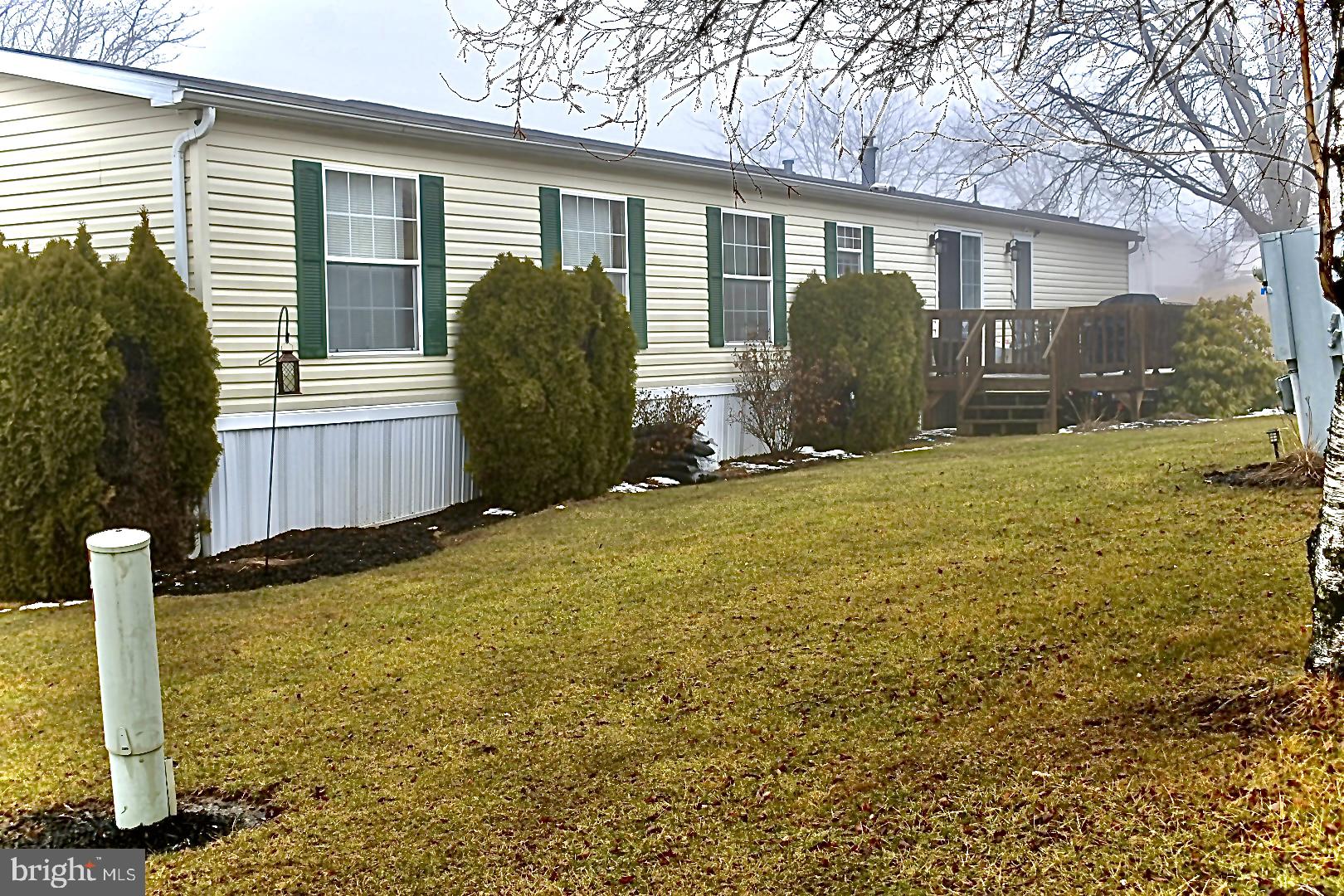 EAGLE VIEW MOBILE HOME PK - Residential