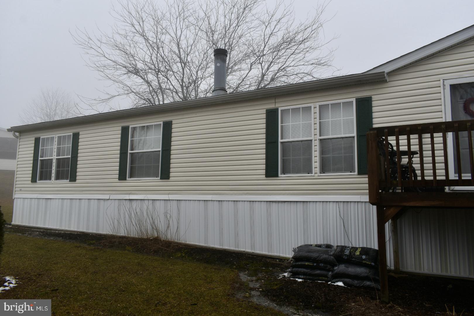 EAGLE VIEW MOBILE HOME PK - Residential