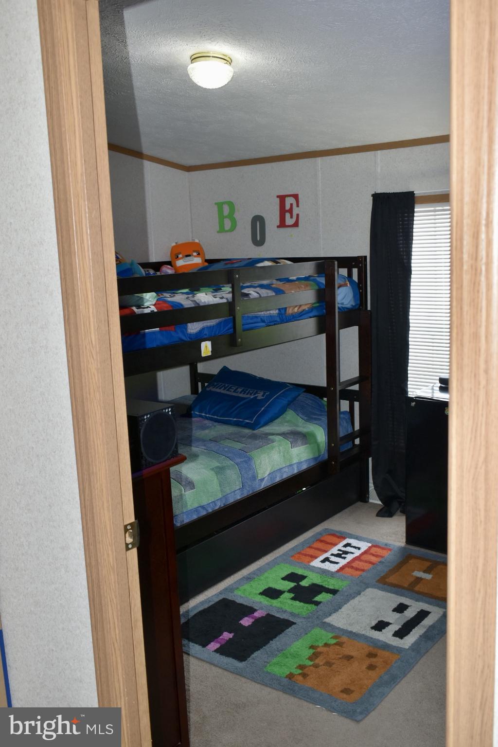 EAGLE VIEW MOBILE HOME PK - Residential