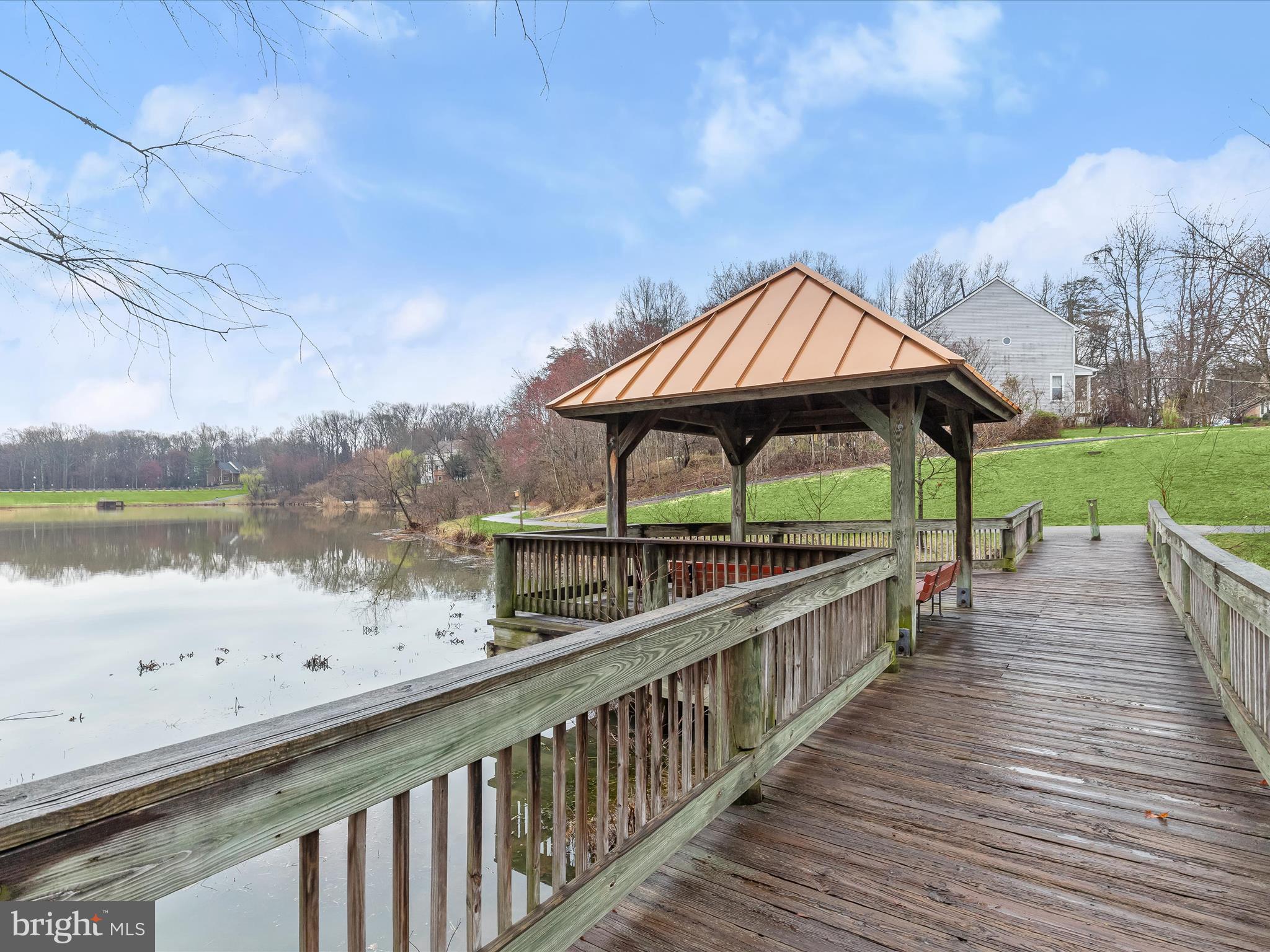 NORTHRIDGE - Residential