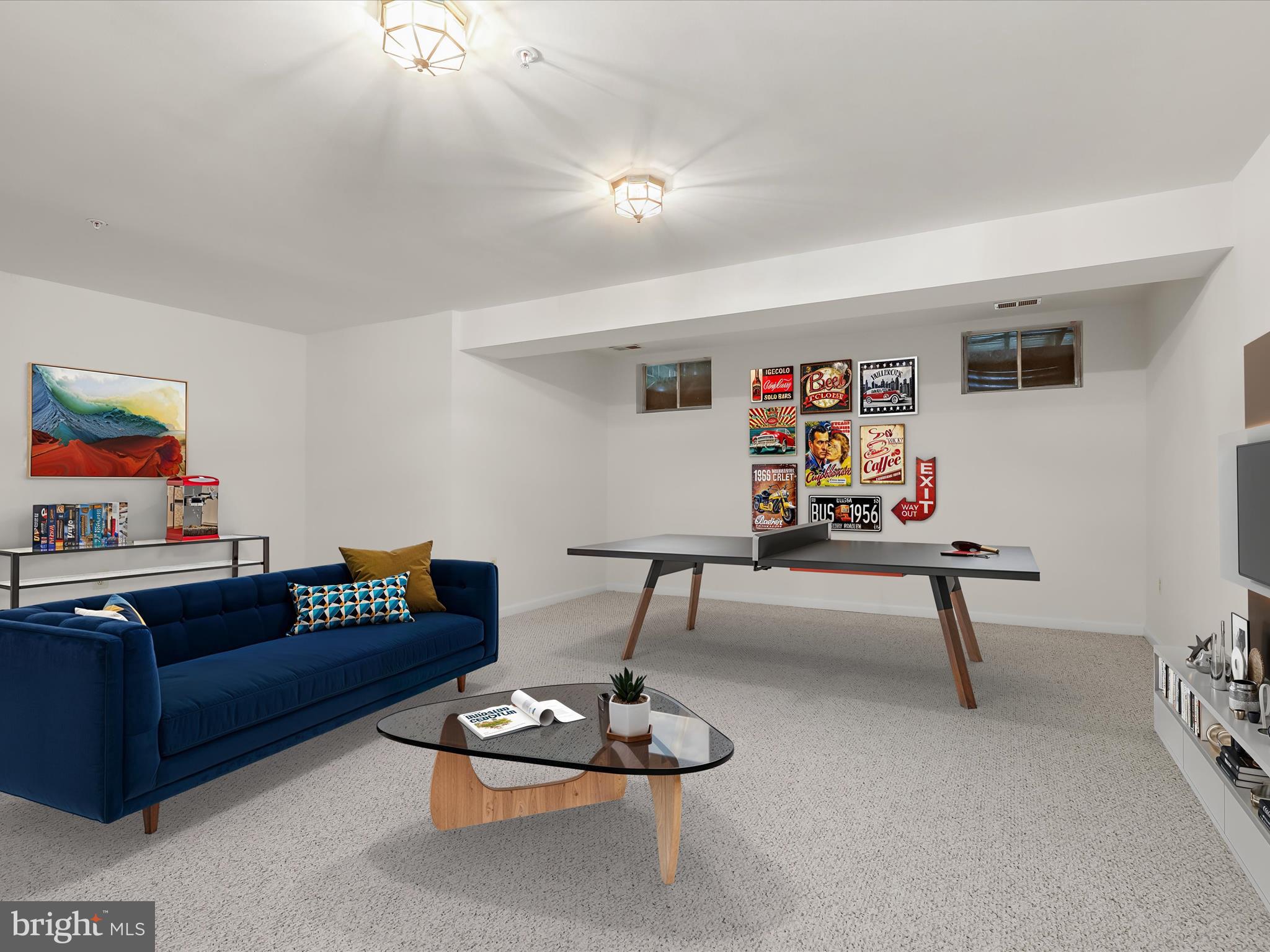 NORTHRIDGE - Residential