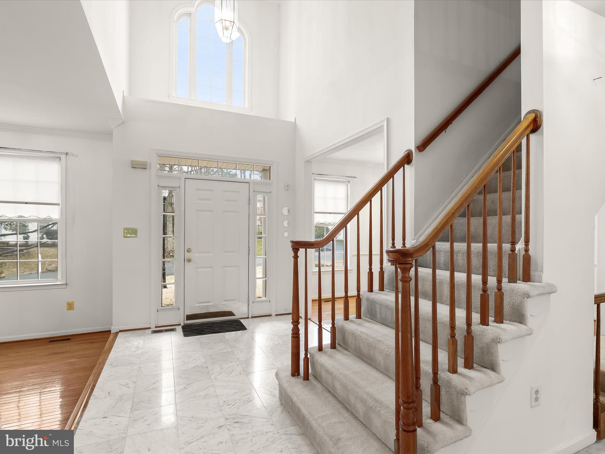 NORTHRIDGE - Residential