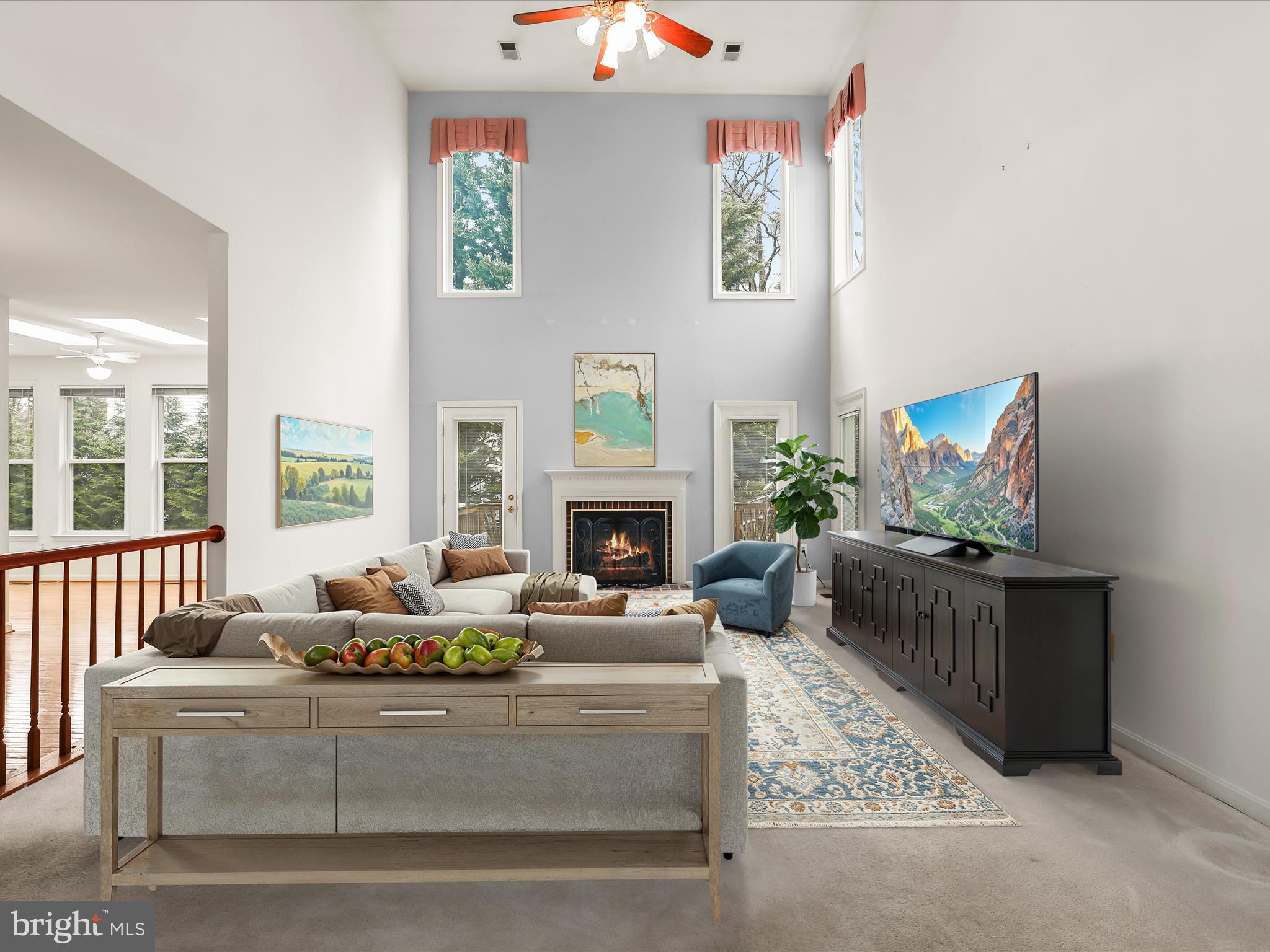 NORTHRIDGE - Residential