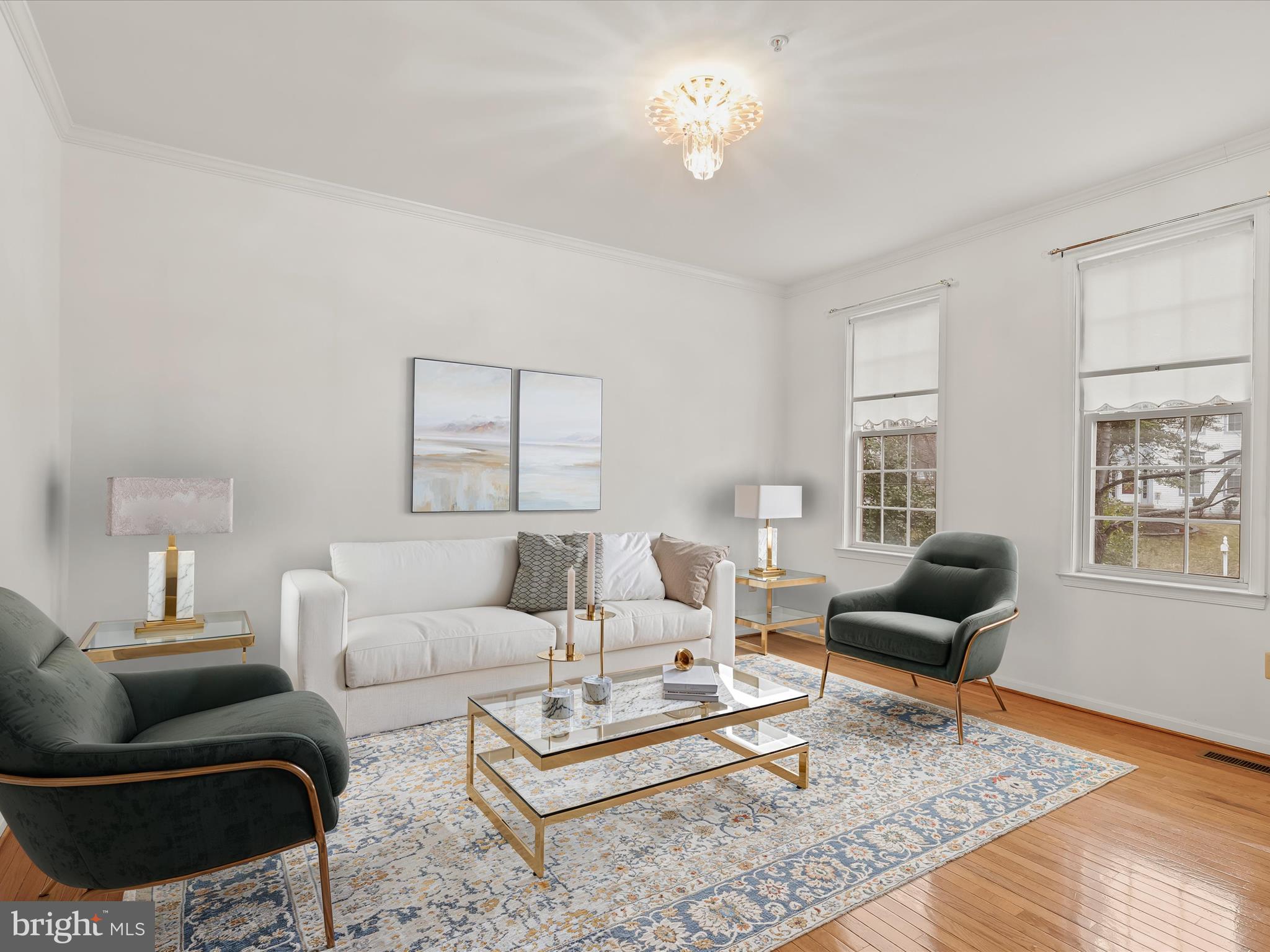 NORTHRIDGE - Residential