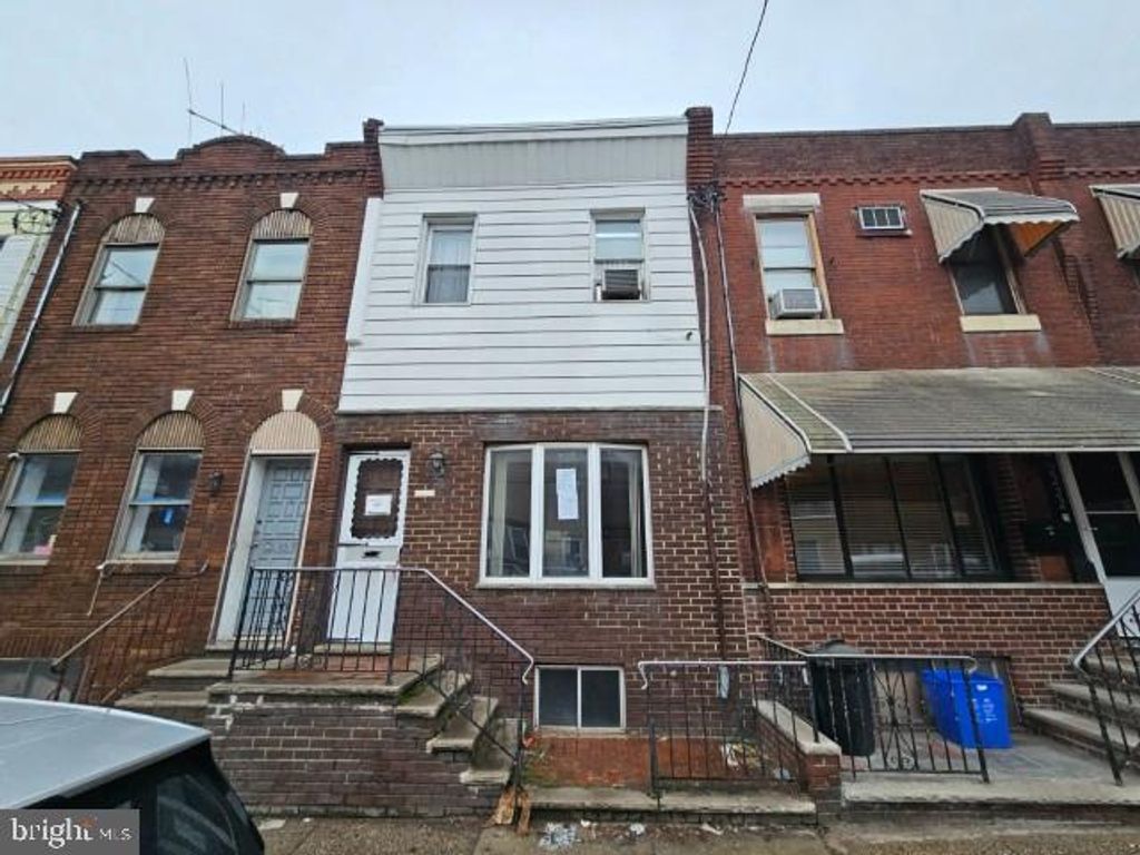 Photo of 2224 S 10th Street, PHILADELPHIA, PA 19148 (MLS # PAPH2592740)