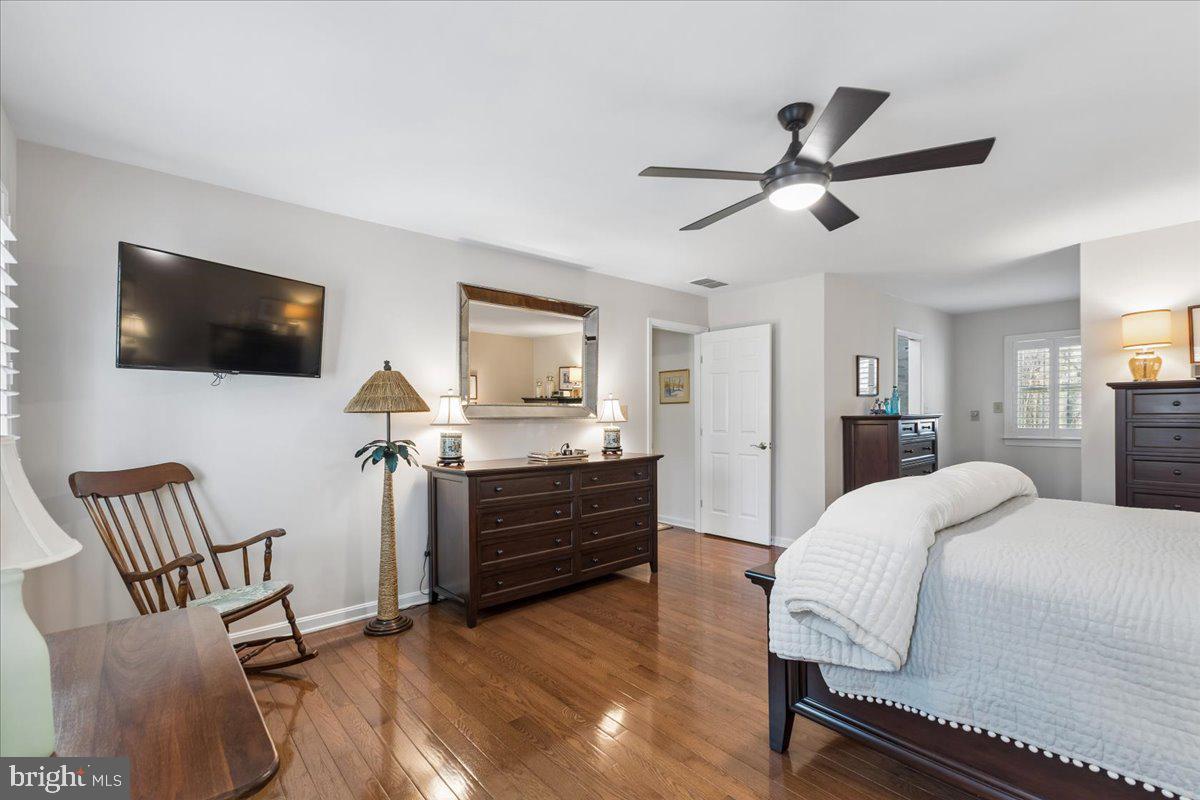 QUEEN ANNE WOODS - Residential