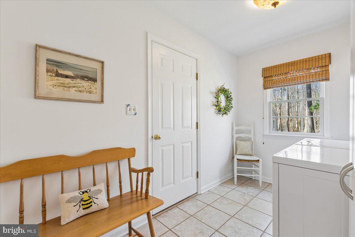 QUEEN ANNE WOODS - Residential