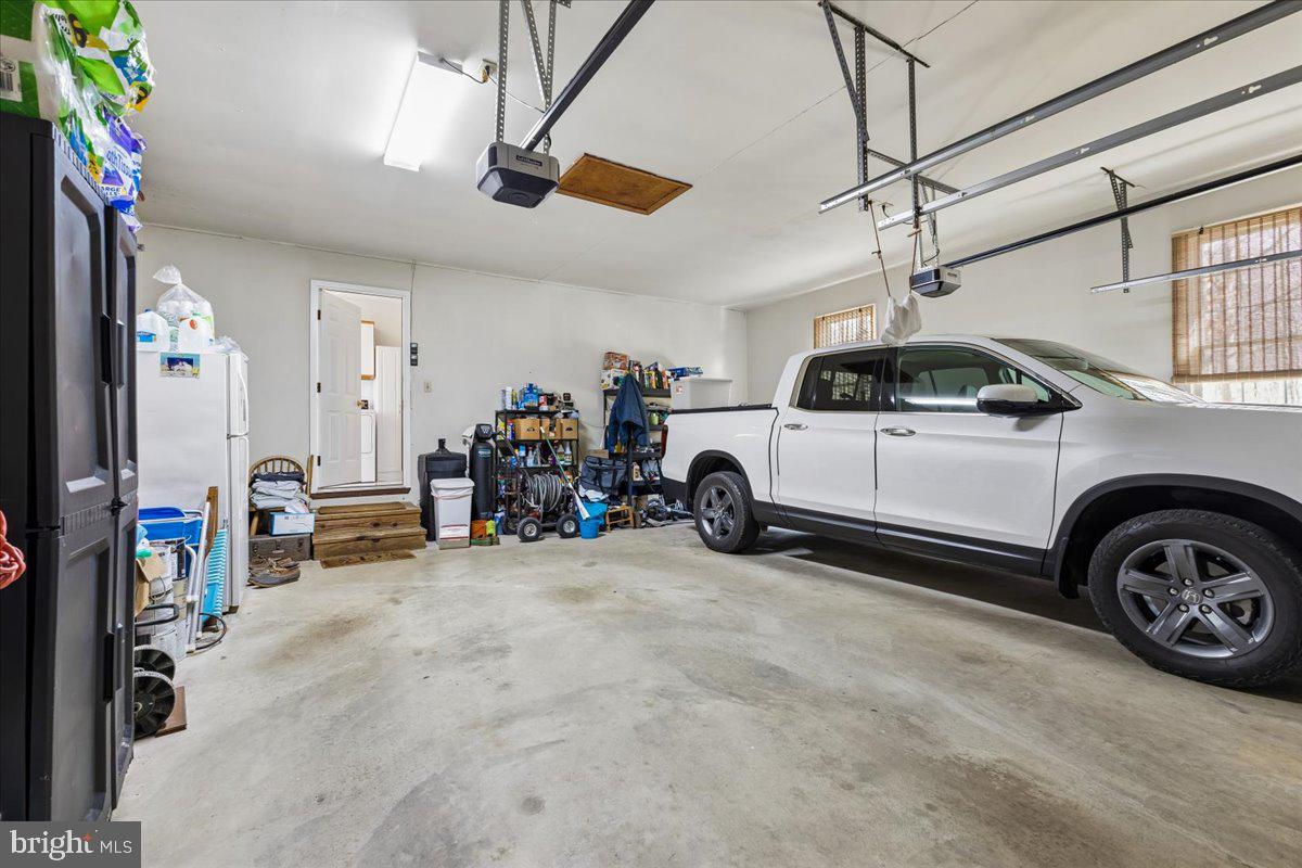 QUEEN ANNE WOODS - Residential