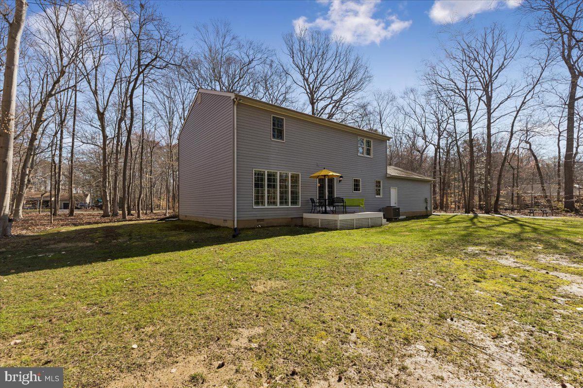 QUEEN ANNE WOODS - Residential