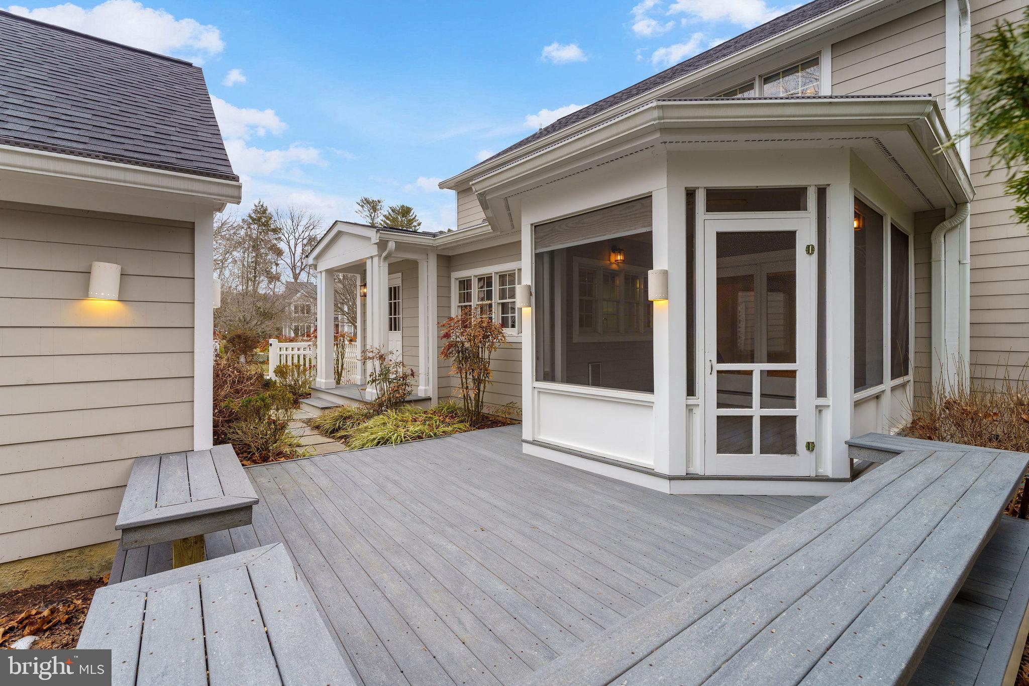 ASHLAND - Residential