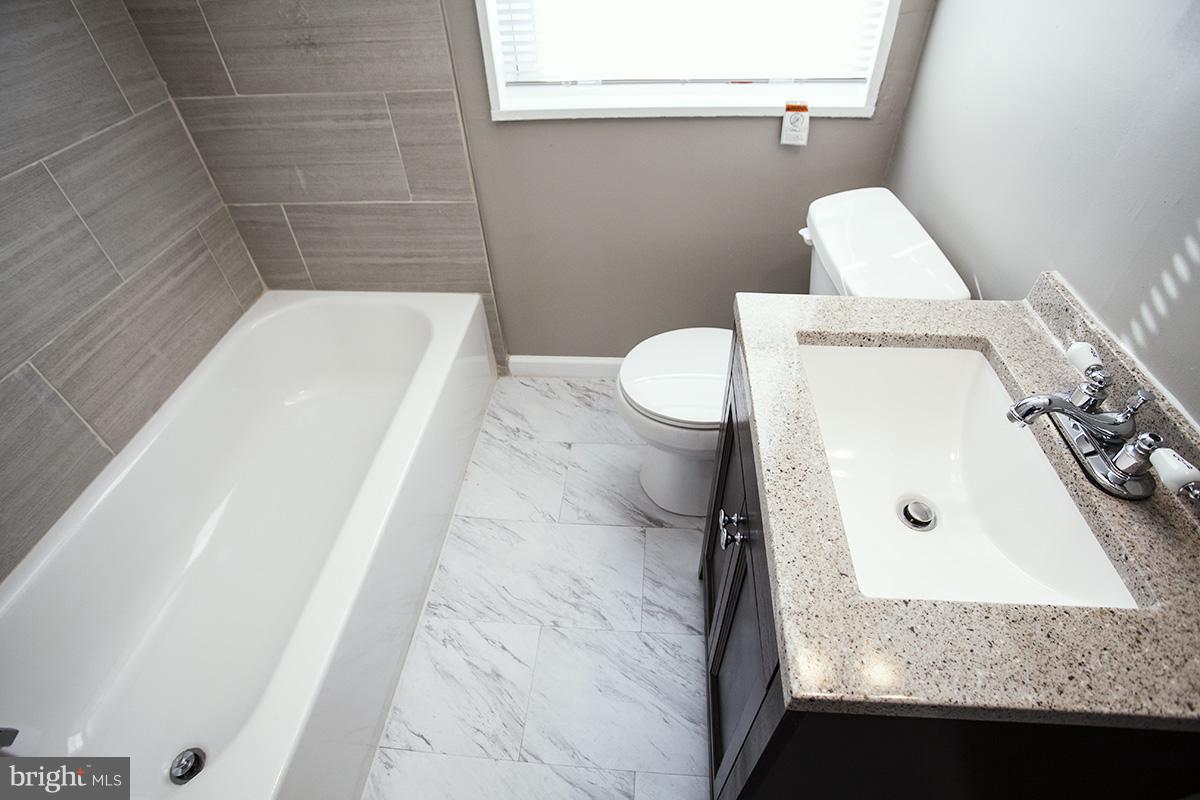 WESTSHIRE - Residential Lease