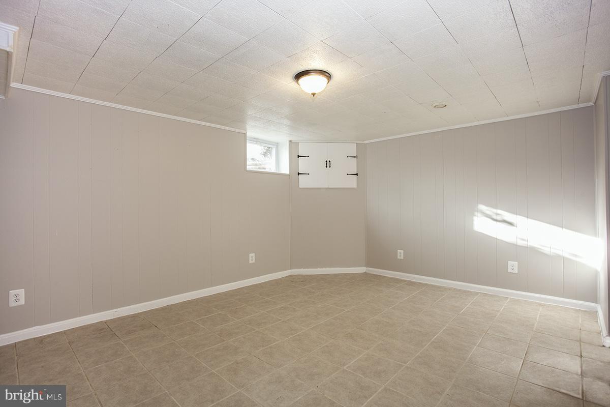 WESTSHIRE - Residential Lease