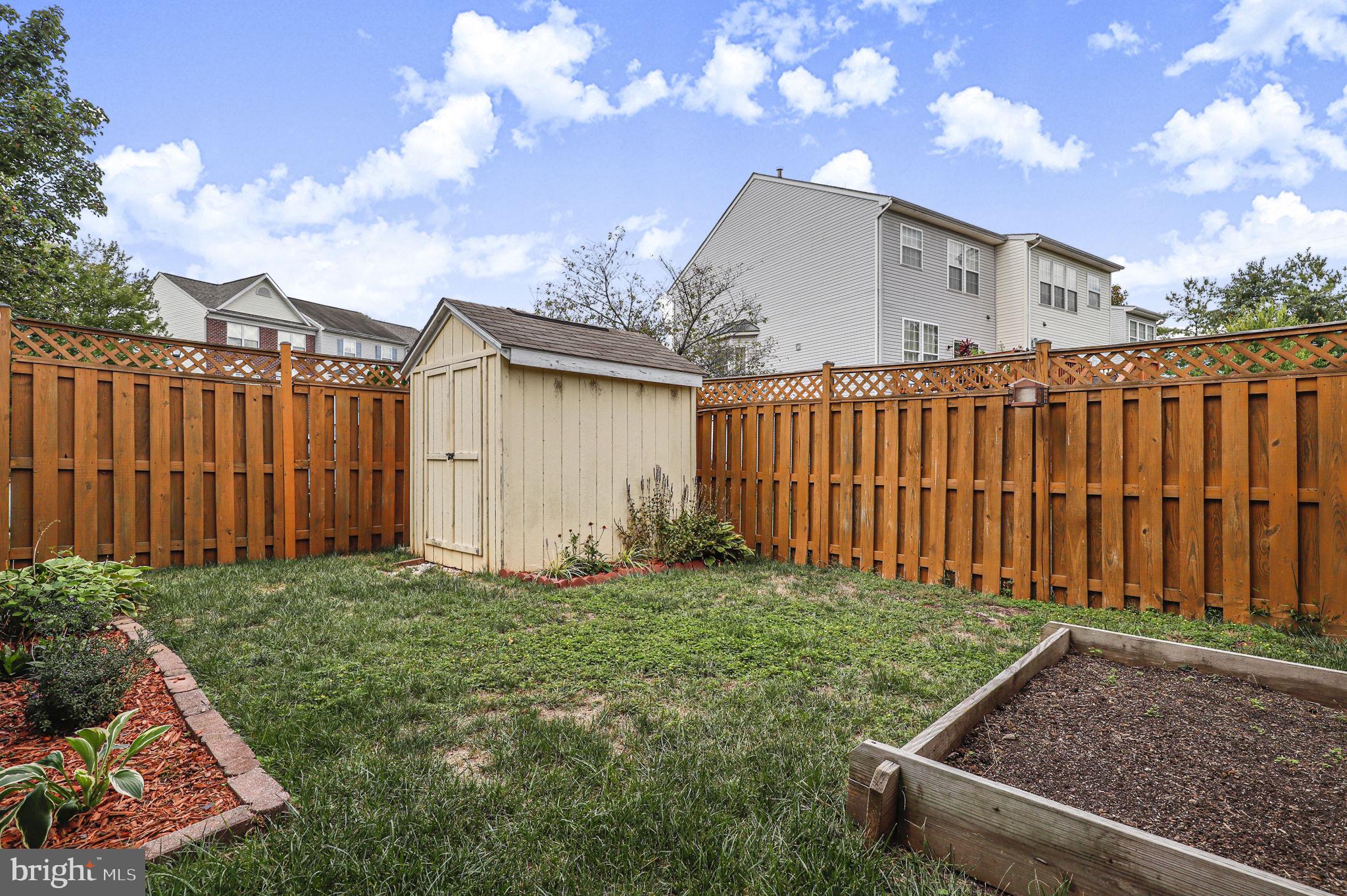 WHITTIER POND - Residential