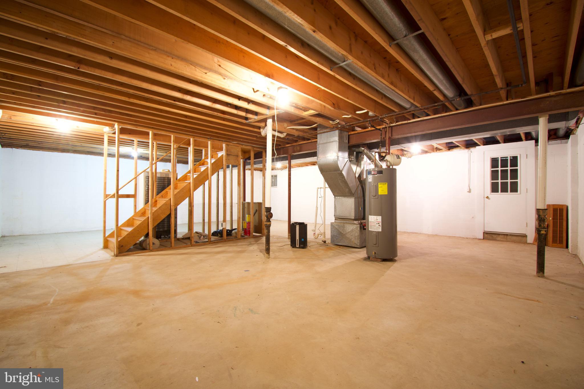 WESTLEIGH - Residential Lease