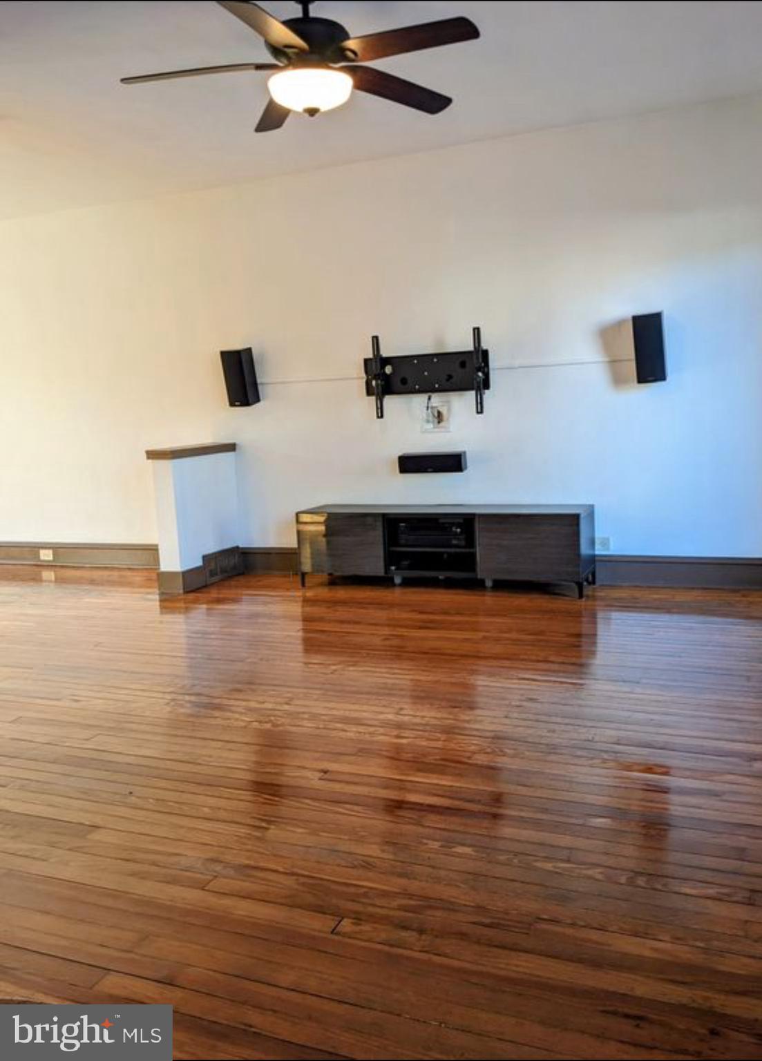 318 SPRUCE STREET