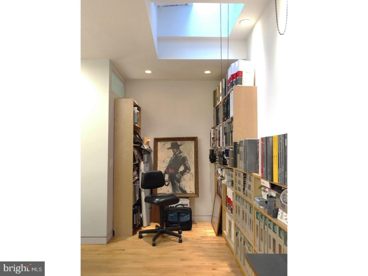 UNIVERSITY CITY - Residential