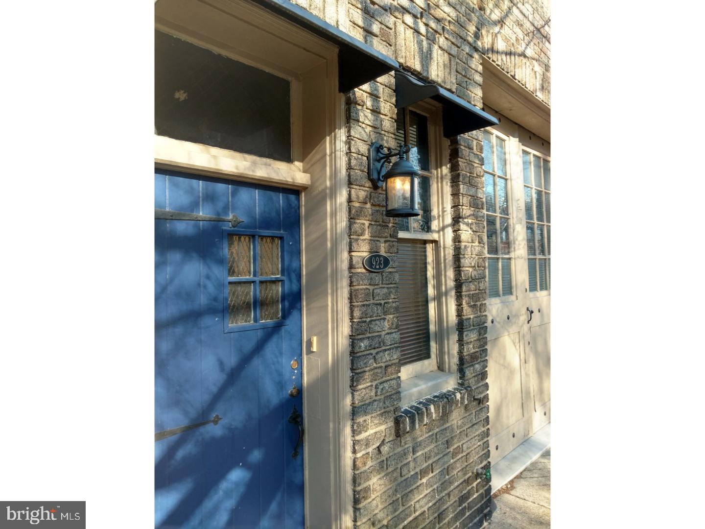 UNIVERSITY CITY - Residential