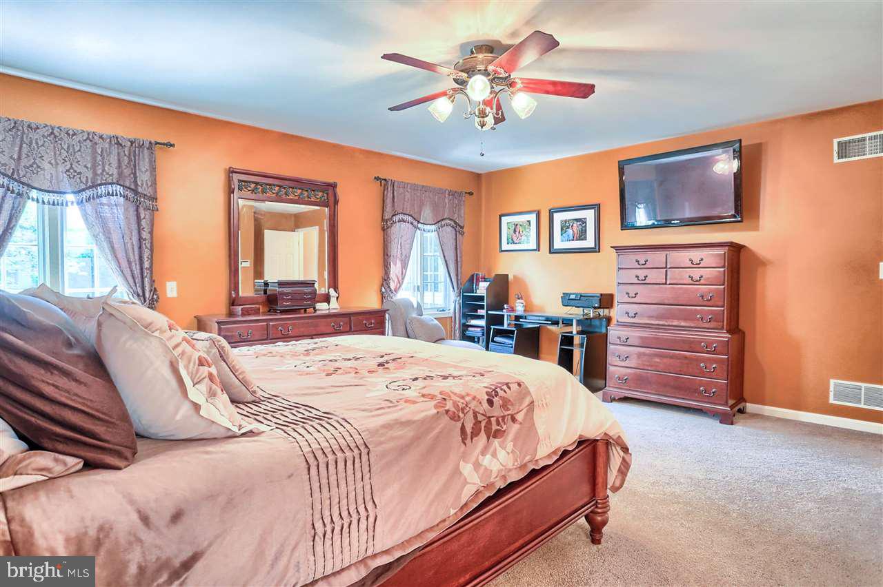 CHESTNUT RUN - Residential