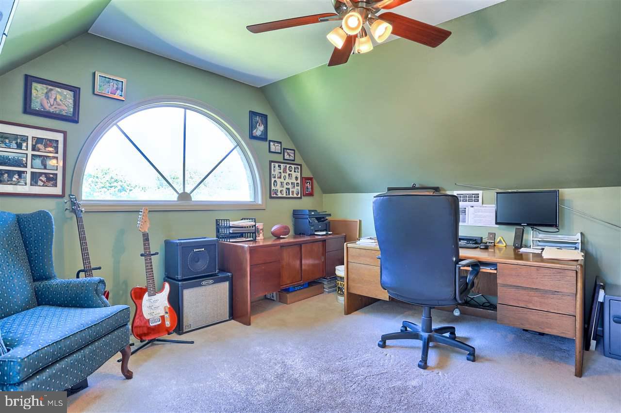 CHESTNUT RUN - Residential