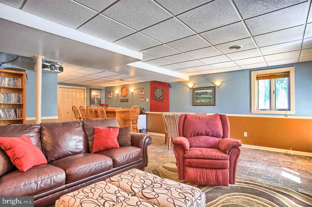 CHESTNUT RUN - Residential