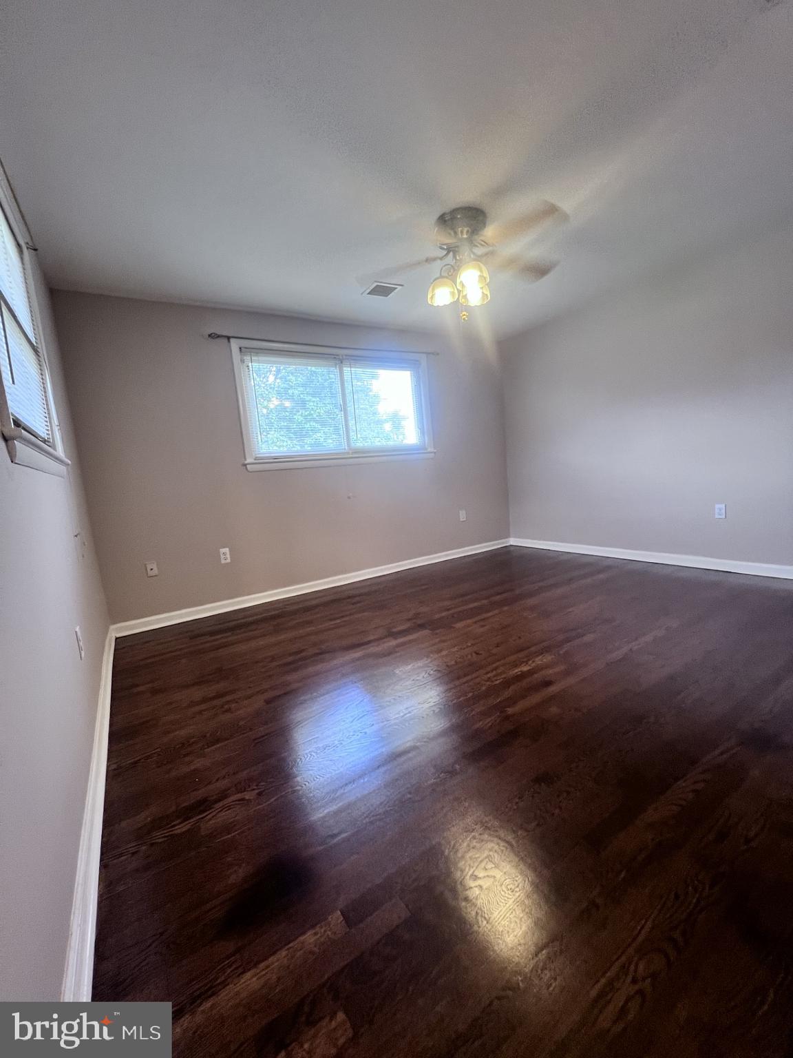 COLLEGE PARK WOODS - Residential Lease