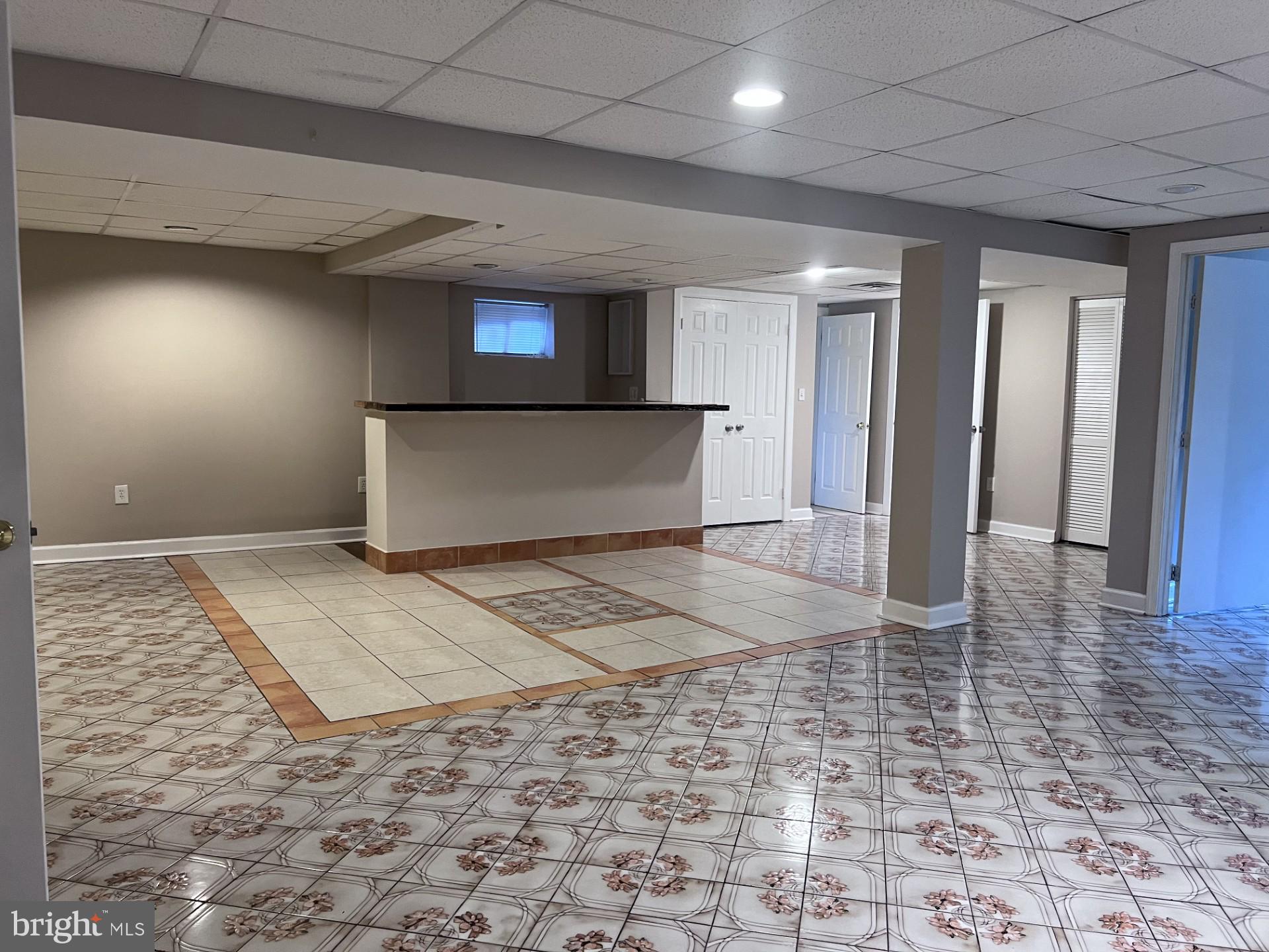 COLLEGE PARK WOODS - Residential Lease