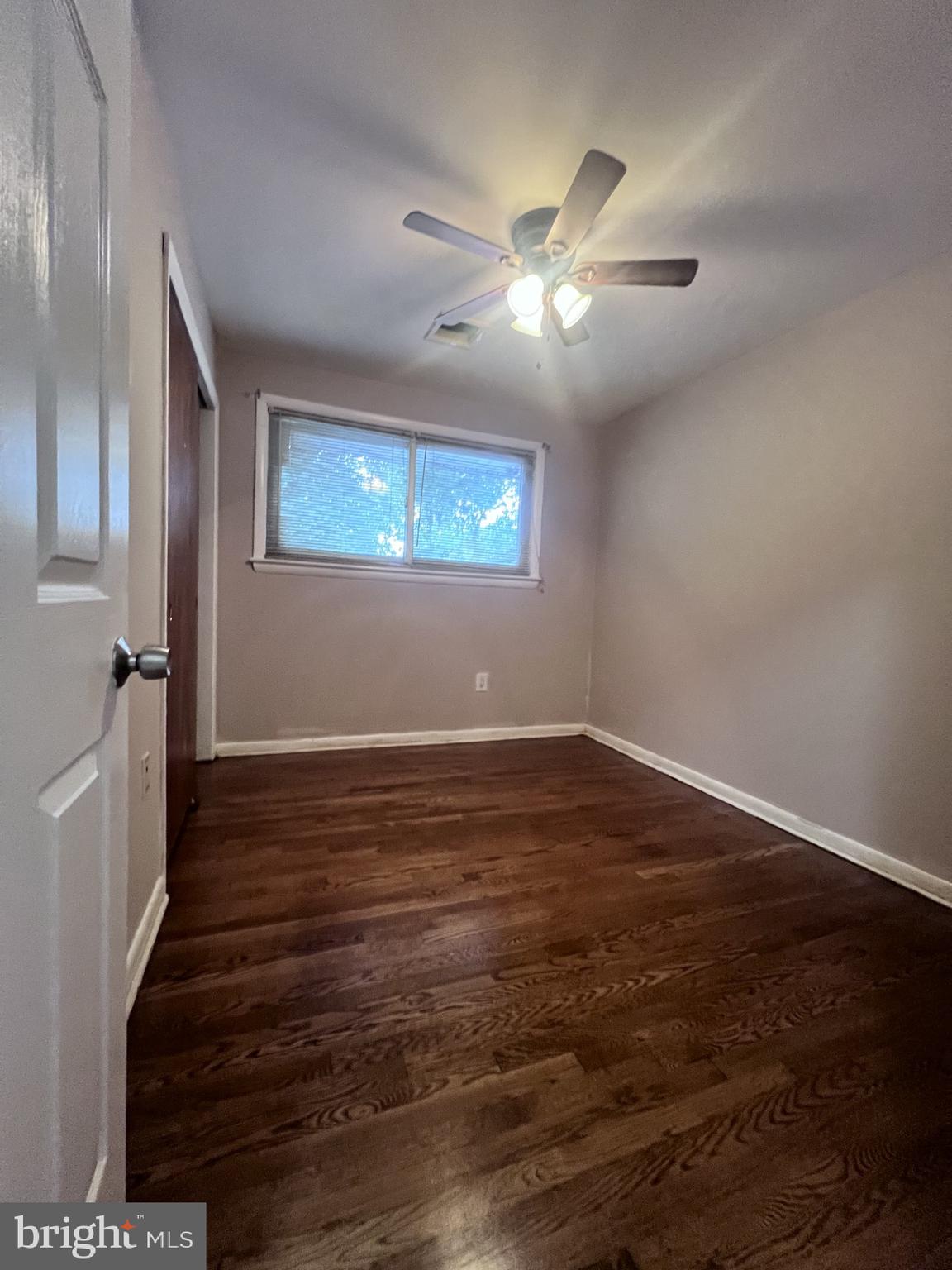 COLLEGE PARK WOODS - Residential Lease