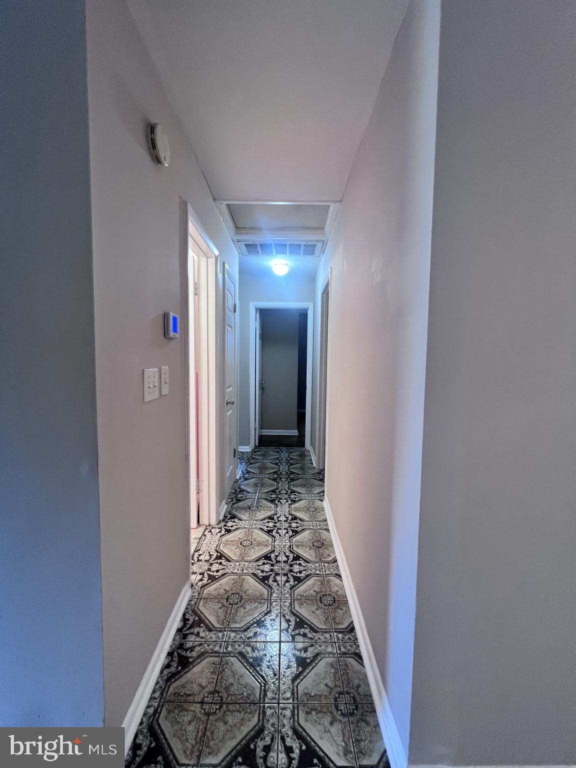 COLLEGE PARK WOODS - Residential Lease