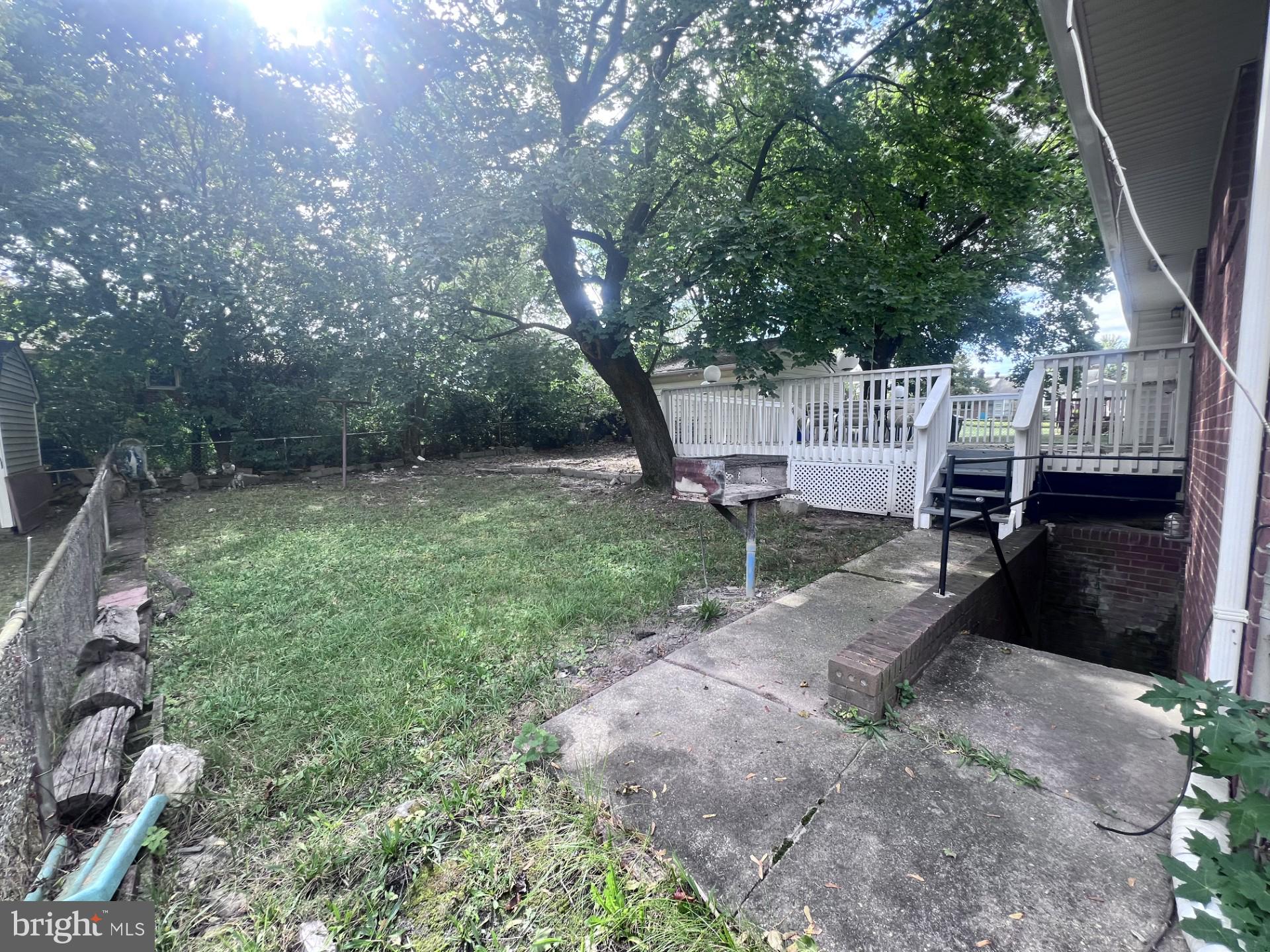 COLLEGE PARK WOODS - Residential Lease