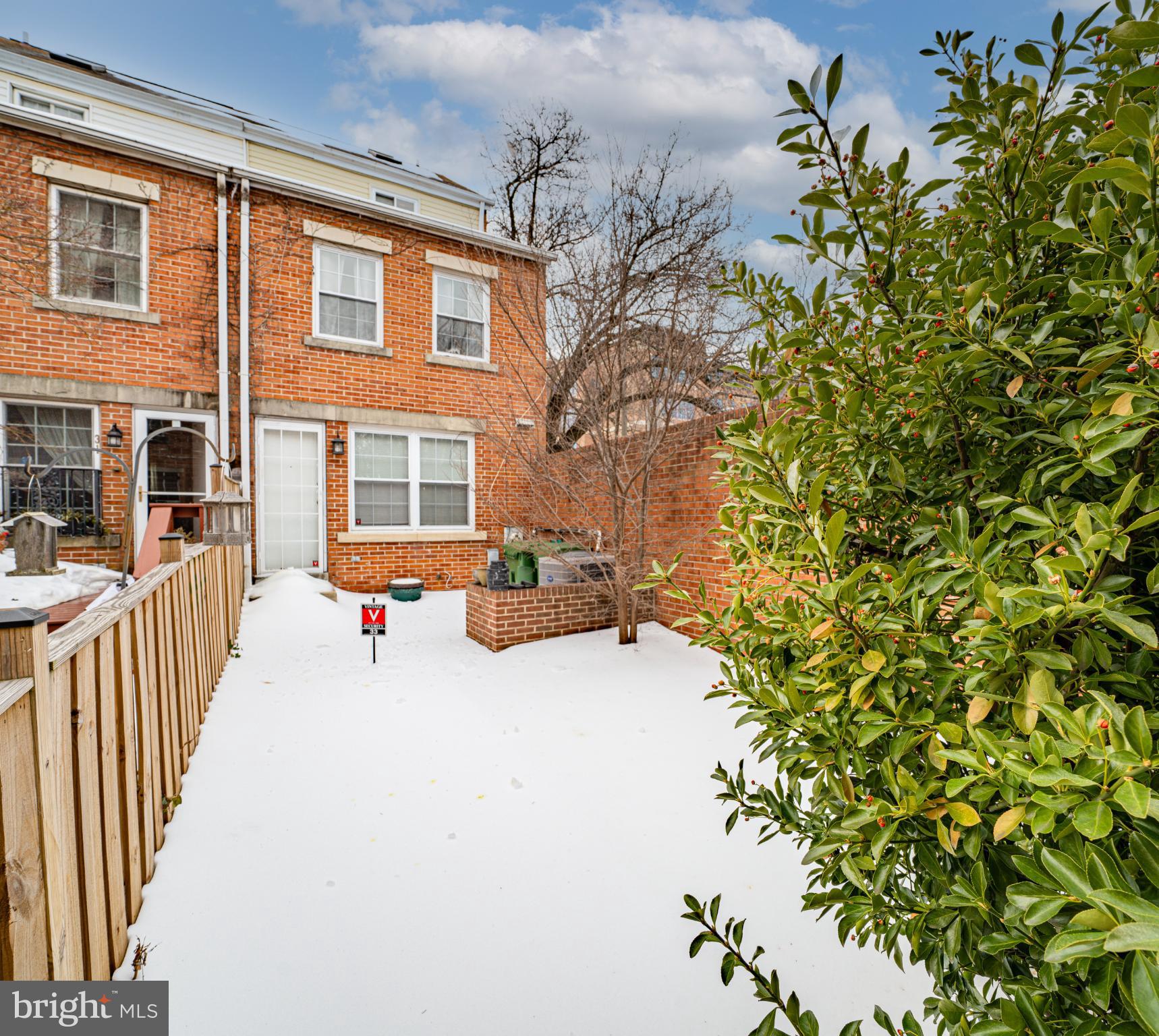 BUTCHERS HILL - Residential