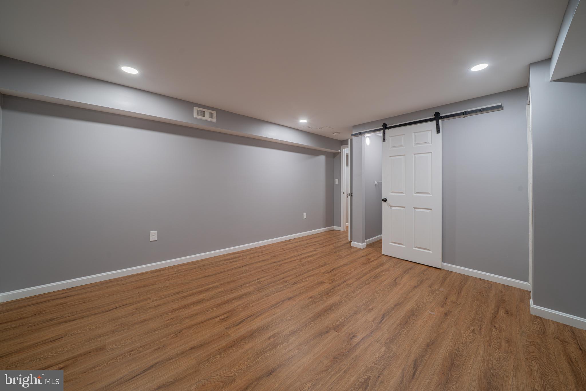 BUTCHERS HILL - Residential