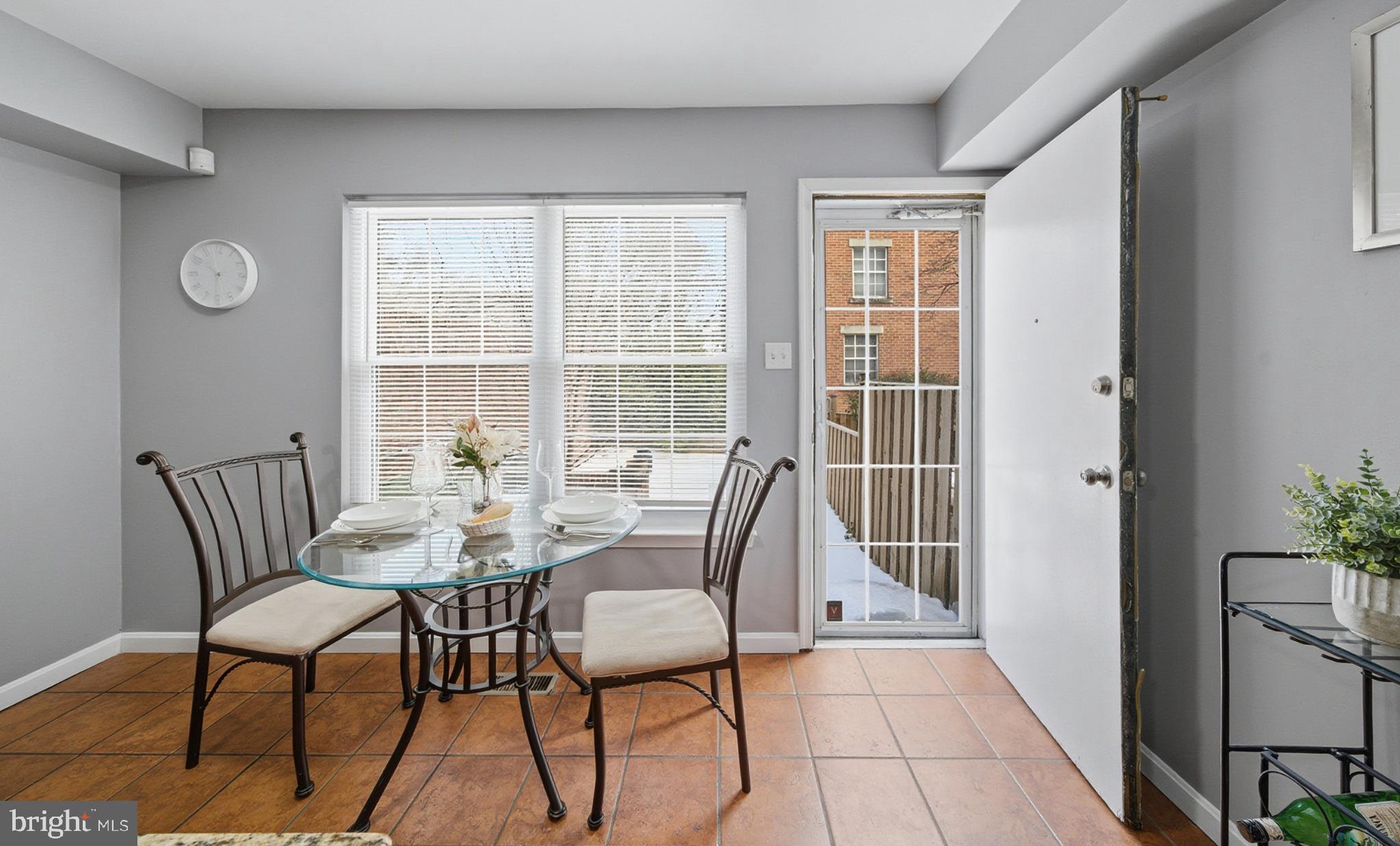 BUTCHERS HILL - Residential